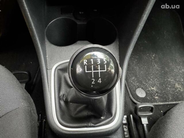 Белый Фольксваген Поло, объемом двигателя 1.2 л и пробегом 238 тыс. км за 9490 $, фото 19 на Automoto.ua