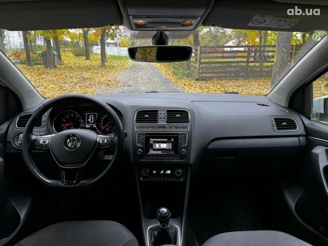 Белый Фольксваген Поло, объемом двигателя 1.2 л и пробегом 238 тыс. км за 9490 $, фото 24 на Automoto.ua