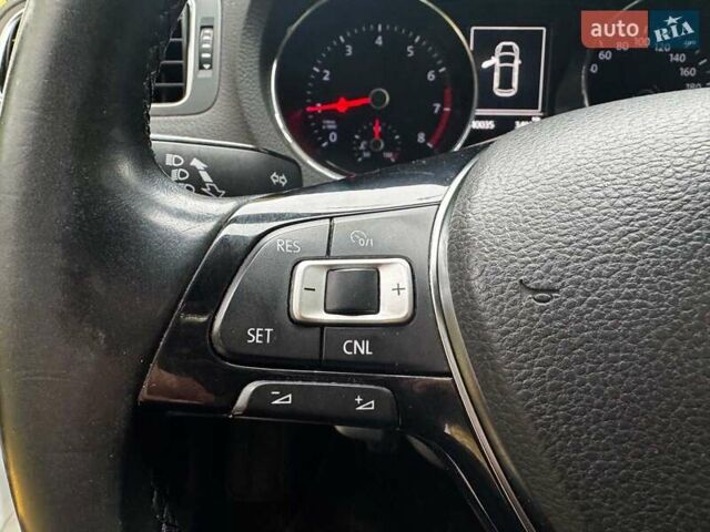 Белый Фольксваген Поло, объемом двигателя 1.2 л и пробегом 238 тыс. км за 9490 $, фото 14 на Automoto.ua