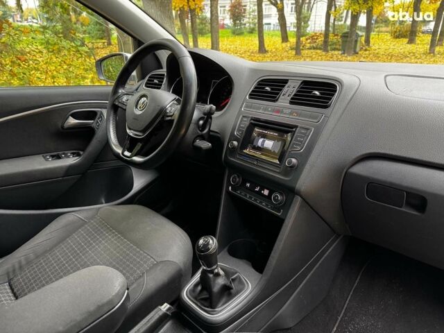 Белый Фольксваген Поло, объемом двигателя 1.2 л и пробегом 238 тыс. км за 9490 $, фото 30 на Automoto.ua