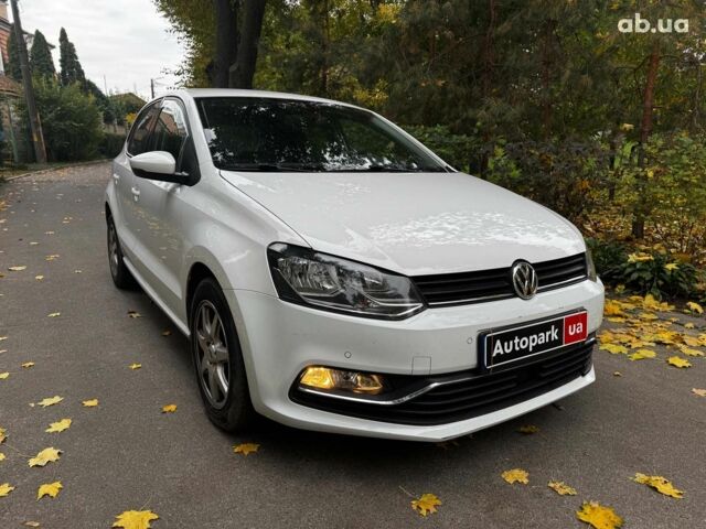 Белый Фольксваген Поло, объемом двигателя 1.2 л и пробегом 238 тыс. км за 9490 $, фото 2 на Automoto.ua