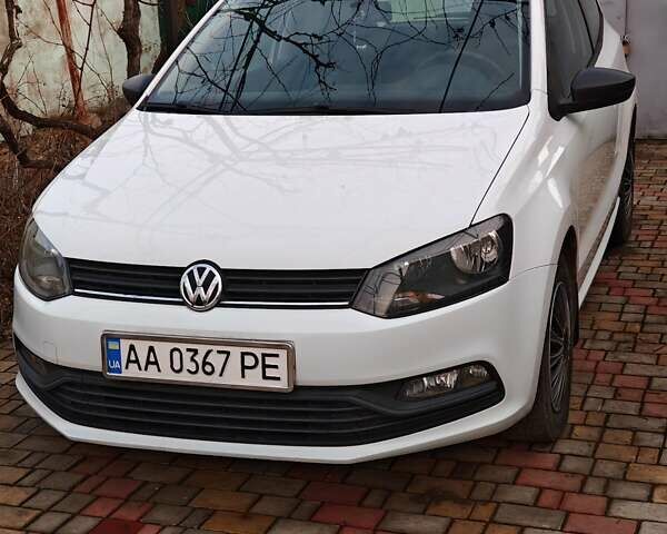 Белый Фольксваген Поло, объемом двигателя 1.2 л и пробегом 170 тыс. км за 7300 $, фото 3 на Automoto.ua