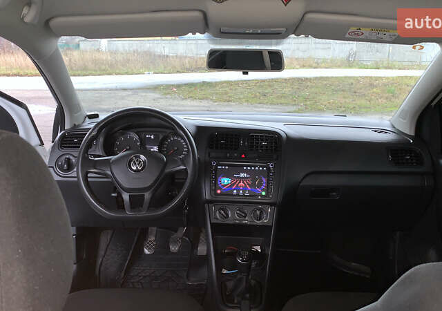 Білий Фольксваген Поло, об'ємом двигуна 1.2 л та пробігом 181 тис. км за 6500 $, фото 11 на Automoto.ua