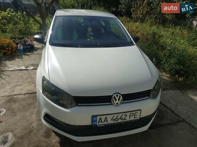 Белый Фольксваген Поло, объемом двигателя 1.2 л и пробегом 233 тыс. км за 6300 $, фото 7 на Automoto.ua