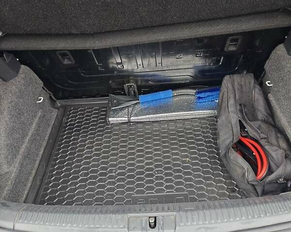 Белый Фольксваген Поло, объемом двигателя 1.2 л и пробегом 170 тыс. км за 7300 $, фото 23 на Automoto.ua