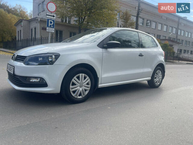 Білий Фольксваген Поло, об'ємом двигуна 1.2 л та пробігом 240 тис. км за 5800 $, фото 1 на Automoto.ua