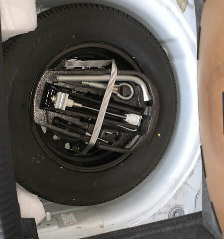 Білий Фольксваген Поло, об'ємом двигуна 1.2 л та пробігом 181 тис. км за 6500 $, фото 16 на Automoto.ua