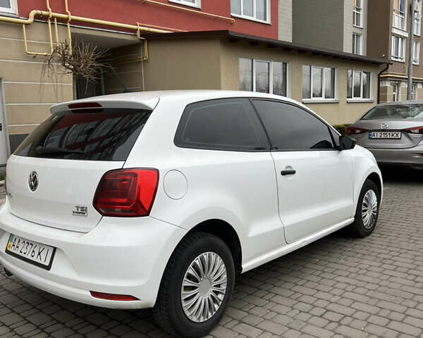 Белый Фольксваген Поло, объемом двигателя 1.2 л и пробегом 198 тыс. км за 5799 $, фото 5 на Automoto.ua