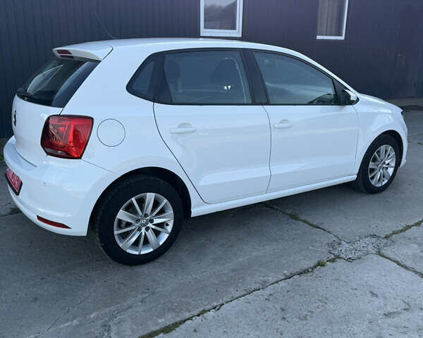 Білий Фольксваген Поло, об'ємом двигуна 1.4 л та пробігом 143 тис. км за 10700 $, фото 7 на Automoto.ua