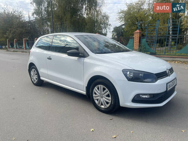 Білий Фольксваген Поло, об'ємом двигуна 1.2 л та пробігом 240 тис. км за 5800 $, фото 5 на Automoto.ua