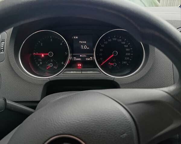 Білий Фольксваген Поло, об'ємом двигуна 1.42 л та пробігом 215 тис. км за 10000 $, фото 23 на Automoto.ua