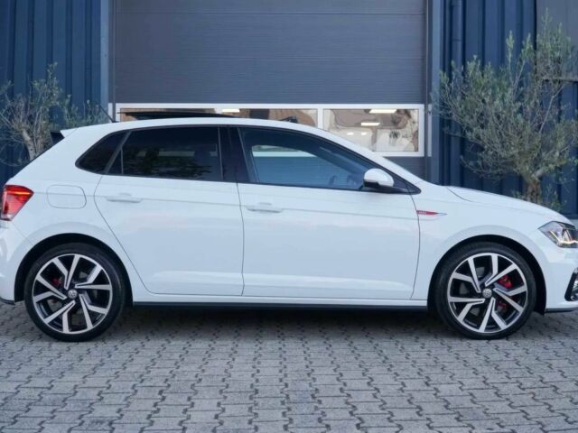 Білий Фольксваген Поло, об'ємом двигуна 2 л та пробігом 30 тис. км за 7000 $, фото 6 на Automoto.ua
