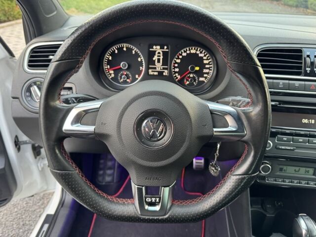 Белый Фольксваген Поло, объемом двигателя 1.4 л и пробегом 198 тыс. км за 6900 $, фото 16 на Automoto.ua