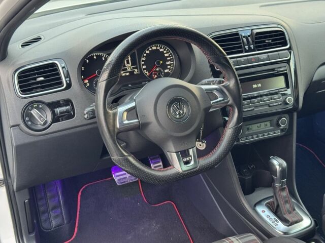 Белый Фольксваген Поло, объемом двигателя 1.4 л и пробегом 198 тыс. км за 6900 $, фото 15 на Automoto.ua