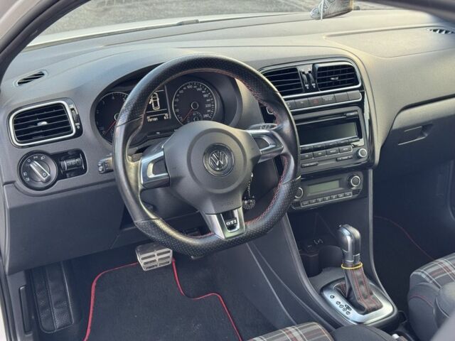 Белый Фольксваген Поло, объемом двигателя 1.4 л и пробегом 198 тыс. км за 6900 $, фото 13 на Automoto.ua