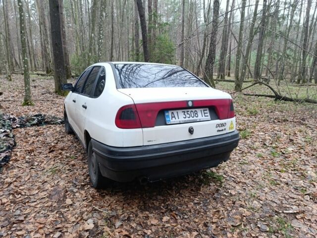 Белый Фольксваген Поло, объемом двигателя 1.6 л и пробегом 250 тыс. км за 951 $, фото 3 на Automoto.ua