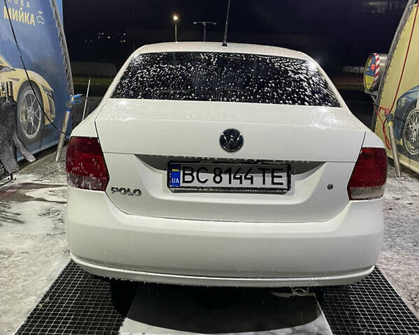 Белый Фольксваген Поло, объемом двигателя 1.6 л и пробегом 231 тыс. км за 6200 $, фото 6 на Automoto.ua