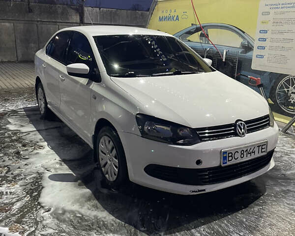Белый Фольксваген Поло, объемом двигателя 1.6 л и пробегом 231 тыс. км за 6200 $, фото 2 на Automoto.ua
