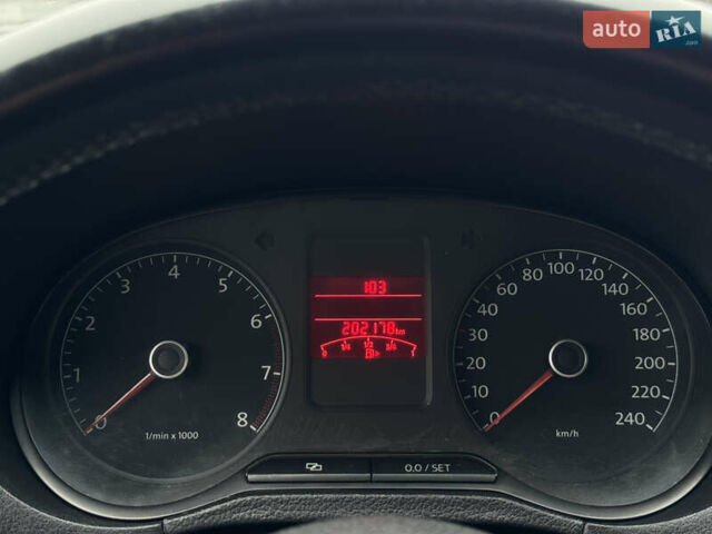 Белый Фольксваген Поло, объемом двигателя 1.6 л и пробегом 202 тыс. км за 5500 $, фото 20 на Automoto.ua