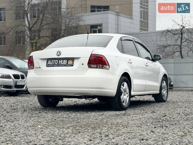 Белый Фольксваген Поло, объемом двигателя 1.6 л и пробегом 202 тыс. км за 5500 $, фото 7 на Automoto.ua