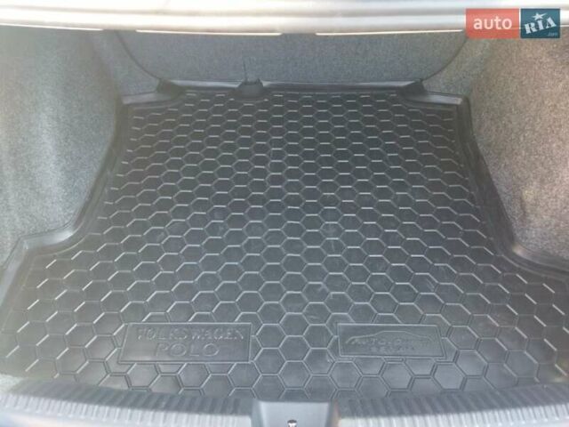 Белый Фольксваген Поло, объемом двигателя 1.6 л и пробегом 55 тыс. км за 6700 $, фото 15 на Automoto.ua