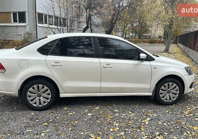 Білий Фольксваген Поло, об'ємом двигуна 1.6 л та пробігом 290 тис. км за 6500 $, фото 1 на Automoto.ua