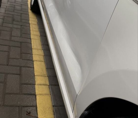 Білий Фольксваген Поло, об'ємом двигуна 1.6 л та пробігом 215 тис. км за 4600 $, фото 10 на Automoto.ua