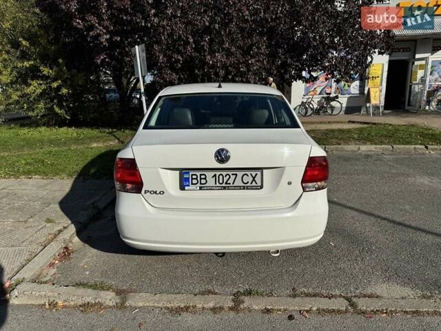 Белый Фольксваген Поло, объемом двигателя 1.6 л и пробегом 96 тыс. км за 6000 $, фото 5 на Automoto.ua
