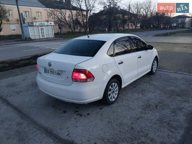 Белый Фольксваген Поло, объемом двигателя 1.6 л и пробегом 269 тыс. км за 5500 $, фото 4 на Automoto.ua