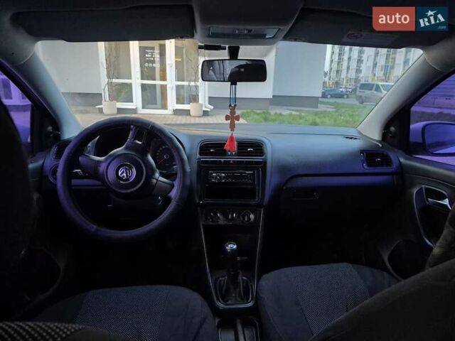 Белый Фольксваген Поло, объемом двигателя 1.6 л и пробегом 164 тыс. км за 5800 $, фото 7 на Automoto.ua