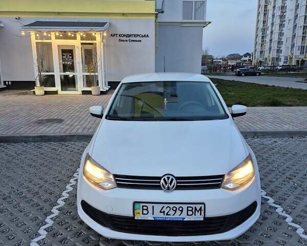 Белый Фольксваген Поло, объемом двигателя 1.6 л и пробегом 164 тыс. км за 5800 $, фото 14 на Automoto.ua