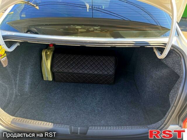 Белый Фольксваген Поло, объемом двигателя 1.6 л и пробегом 182 тыс. км за 6500 $, фото 4 на Automoto.ua