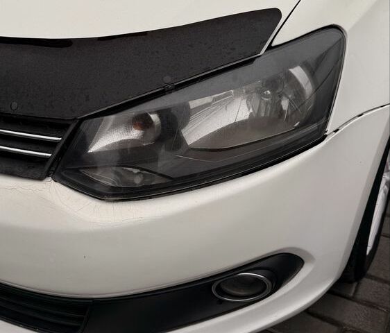 Білий Фольксваген Поло, об'ємом двигуна 1.6 л та пробігом 215 тис. км за 4600 $, фото 8 на Automoto.ua