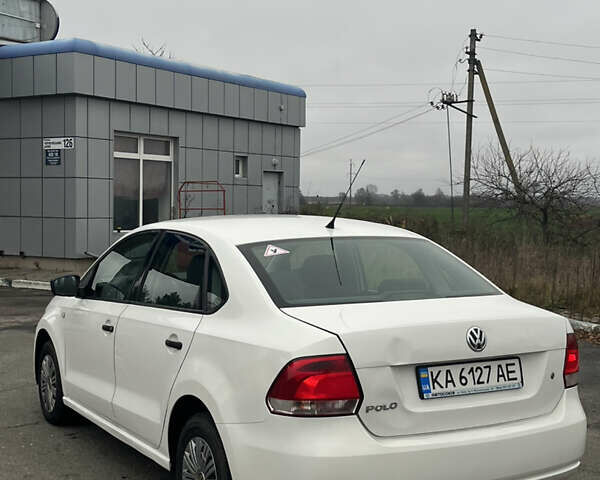 Белый Фольксваген Поло, объемом двигателя 1.6 л и пробегом 254 тыс. км за 4800 $, фото 5 на Automoto.ua