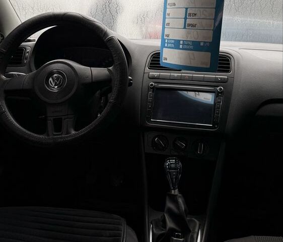 Білий Фольксваген Поло, об'ємом двигуна 1.6 л та пробігом 215 тис. км за 4600 $, фото 4 на Automoto.ua