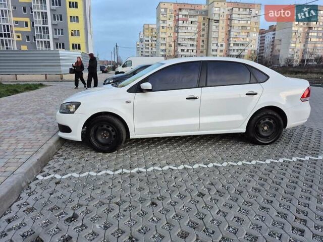 Белый Фольксваген Поло, объемом двигателя 1.6 л и пробегом 164 тыс. км за 5800 $, фото 1 на Automoto.ua