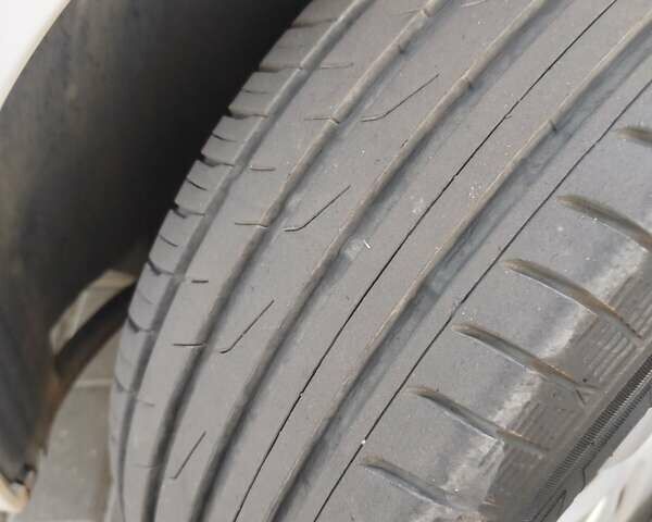 Білий Фольксваген Поло, об'ємом двигуна 1.6 л та пробігом 88 тис. км за 8200 $, фото 3 на Automoto.ua
