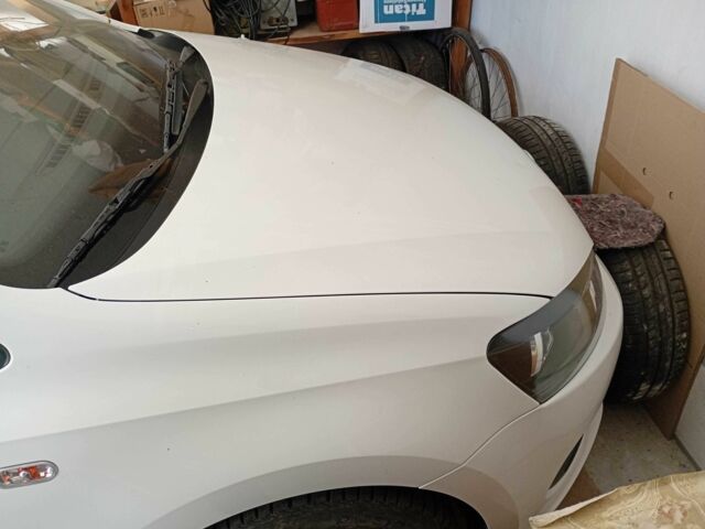 Белый Фольксваген Поло, объемом двигателя 1.6 л и пробегом 60 тыс. км за 8100 $, фото 7 на Automoto.ua