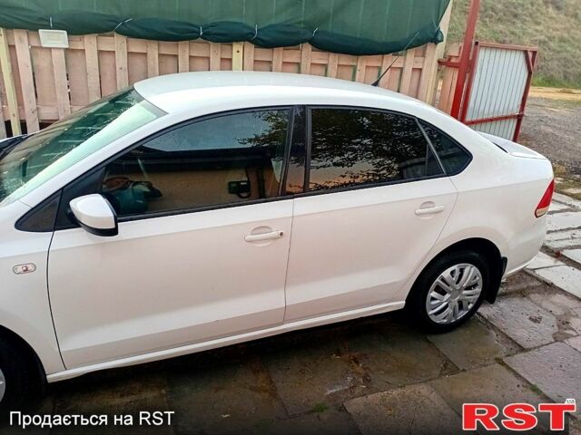 Білий Фольксваген Поло, об'ємом двигуна 1.6 л та пробігом 130 тис. км за 6999 $, фото 5 на Automoto.ua