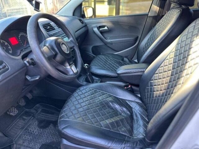 Белый Фольксваген Поло, объемом двигателя 1.6 л и пробегом 369 тыс. км за 5000 $, фото 8 на Automoto.ua