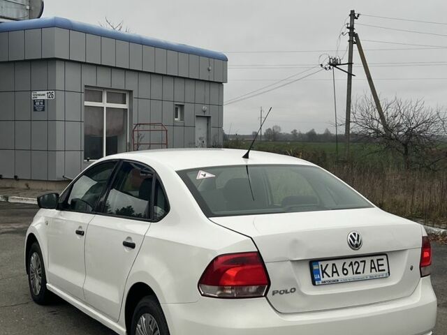 Білий Фольксваген Поло, об'ємом двигуна 1.6 л та пробігом 254 тис. км за 4800 $, фото 5 на Automoto.ua