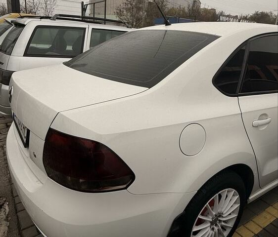 Білий Фольксваген Поло, об'ємом двигуна 1.6 л та пробігом 215 тис. км за 4600 $, фото 11 на Automoto.ua