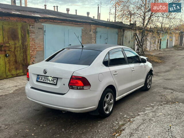Белый Фольксваген Поло, объемом двигателя 1.6 л и пробегом 220 тыс. км за 3550 $, фото 3 на Automoto.ua