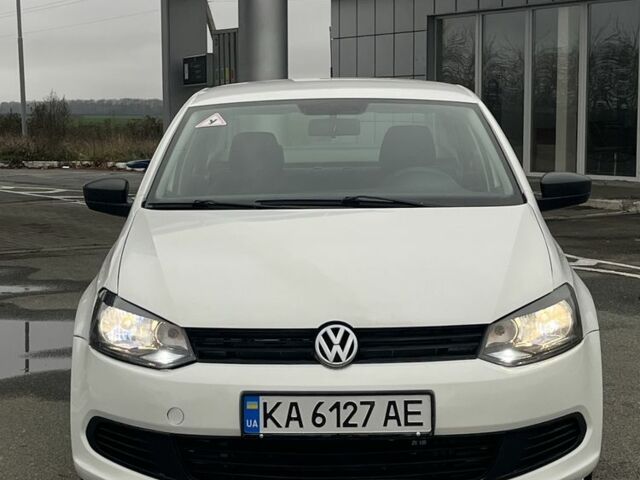 Білий Фольксваген Поло, об'ємом двигуна 1.6 л та пробігом 254 тис. км за 4800 $, фото 1 на Automoto.ua