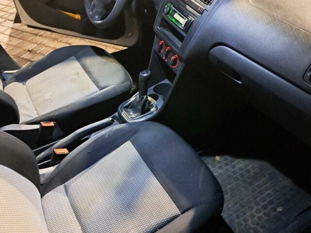 Белый Фольксваген Поло, объемом двигателя 1.6 л и пробегом 4 тыс. км за 5500 $, фото 6 на Automoto.ua