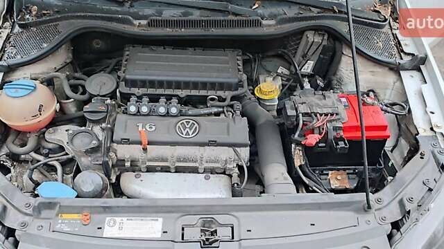 Белый Фольксваген Поло, объемом двигателя 1.6 л и пробегом 223 тыс. км за 7000 $, фото 10 на Automoto.ua