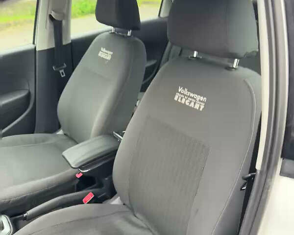 Белый Фольксваген Поло, объемом двигателя 1.6 л и пробегом 101 тыс. км за 7500 $, фото 14 на Automoto.ua