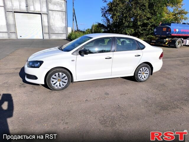 Білий Фольксваген Поло, об'ємом двигуна 1.6 л та пробігом 90 тис. км за 7800 $, фото 7 на Automoto.ua