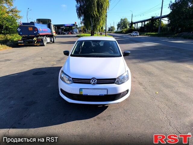 Білий Фольксваген Поло, об'ємом двигуна 1.6 л та пробігом 90 тис. км за 7800 $, фото 2 на Automoto.ua