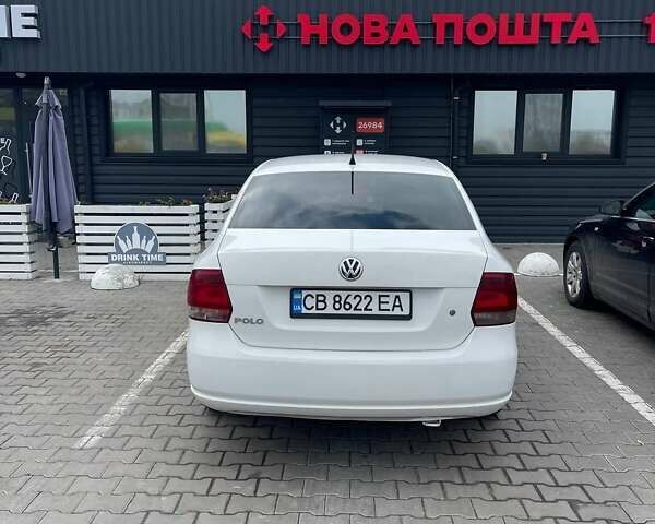 Белый Фольксваген Поло, объемом двигателя 1.6 л и пробегом 270 тыс. км за 6300 $, фото 4 на Automoto.ua